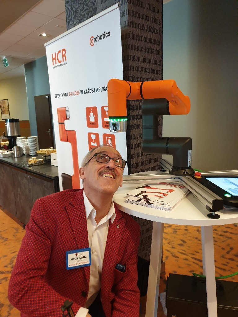 Robot współpracujący HCR na TECHNOVATION