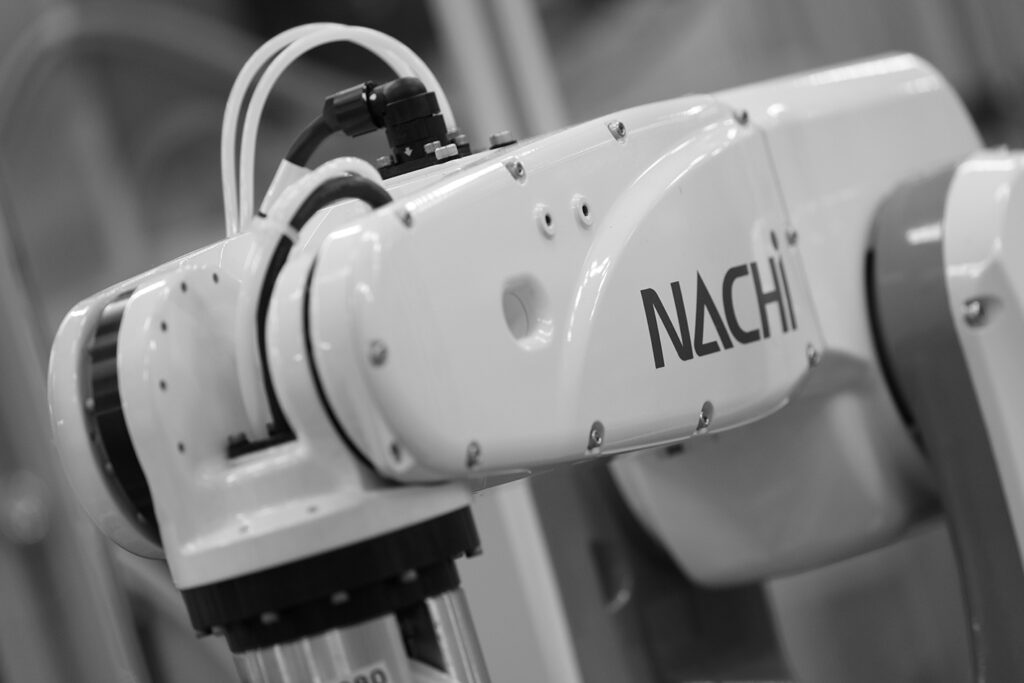 Roboty NACHI
